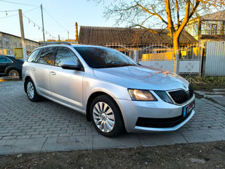 Skoda Octavia foto 3