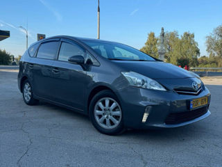 Toyota Prius + foto 4