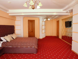 Комната почасово 95 лей, посуточно от 399 лей, романтическое оформление foto 1