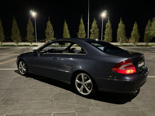 Mercedes CLK-Class foto 1