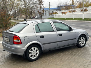 Opel Astra foto 7