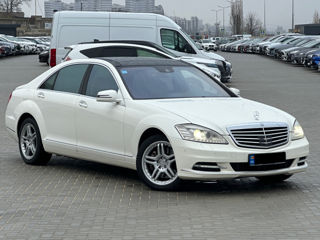 Mercedes S-Class