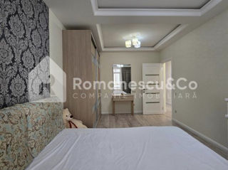 Apartament cu 2 camere, 90 m², Centru, Chișinău foto 9