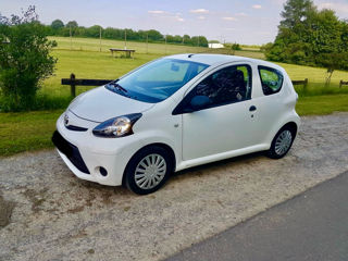 Toyota Aygo фото 3