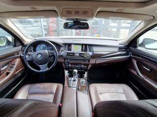 BMW 5 Series foto 8