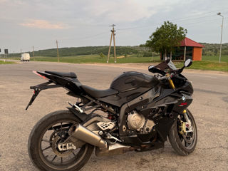 BMW S1000RR фото 3