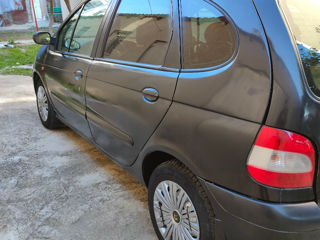 Renault Scenic foto 8