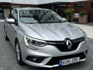 Renault Megane foto 2