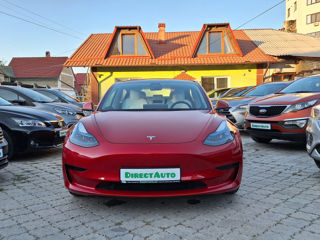 Tesla Model 3 foto 3