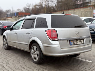 Opel Astra foto 4