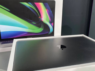 MacBook Pro (13-inch, M1, 2022)