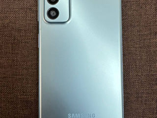 Продам б/у телефон Samsung Galaxy M23 5G 4/128 светло-синий + подарки foto 4