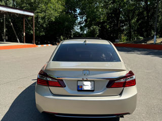 Honda Accord foto 4