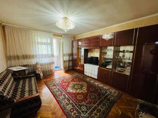 Apartament cu 3 camere, 79 m², Râșcani, Chișinău foto 2