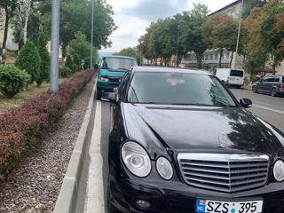 Mercedes E-Class foto 2