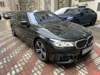 BMW 7 Series foto 9