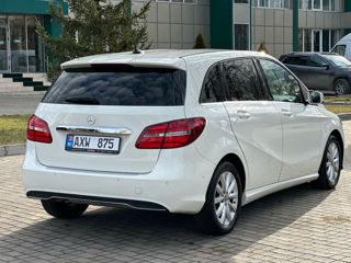 Mercedes B-Class foto 4