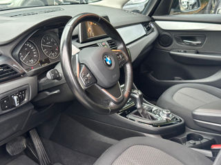 BMW 2 Series Gran Tourer foto 9