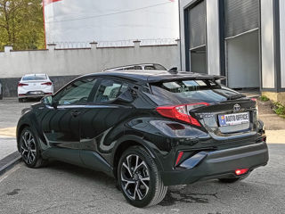 Toyota C-HR foto 6