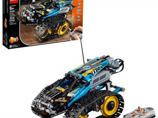 LEGO Technic 42095 - Remote-Controlled Stunt Racer