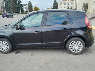 Renault Scenic foto 2