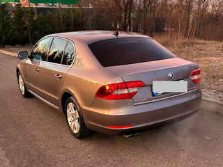 Skoda Superb foto 4