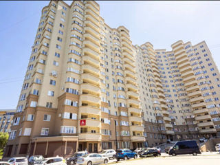 3-х комнатная квартира, 93 м², Ботаника, Кишинёв