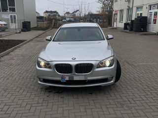 BMW 7 Series foto 3