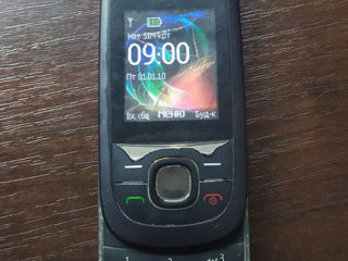 Nokia 2220s.