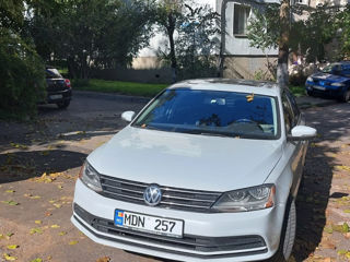 Volkswagen Jetta foto 7