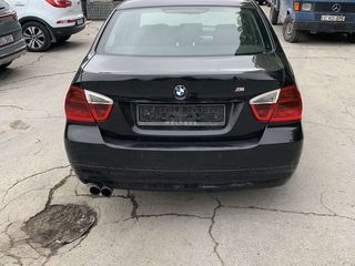 Dezmembrare bmw foto 7