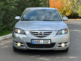 Mazda 3 foto 2