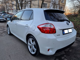 Toyota Auris foto 4