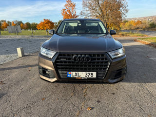 Audi Q7 foto 2