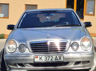 Mercedes E-Class foto 3