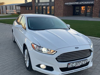 Ford Fusion foto 4