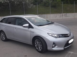 Toyota Auris foto 1