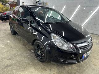 Opel Corsa foto 2