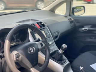 Toyota Auris foto 5