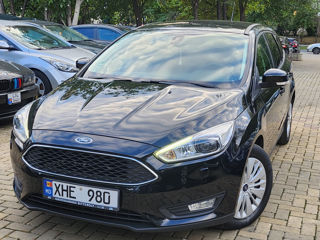 Ford Focus foto 20