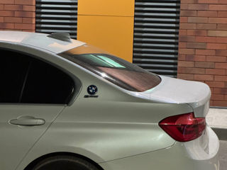 BMW 3 Series foto 5