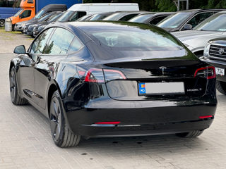 Tesla Model 3 foto 5