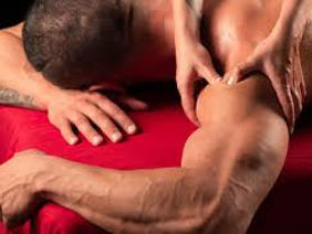 Настоящий спортивный массаж нескольких видов