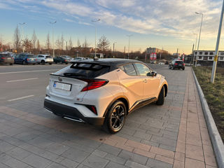 Toyota C-HR foto 6