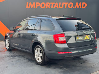 Skoda Octavia foto 8