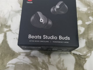 Beats Studio Buds +