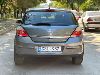 Opel Astra foto 4