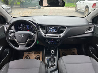 Hyundai Accent foto 10