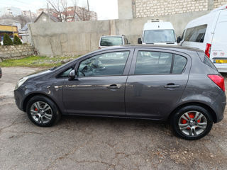 Opel Corsa foto 2