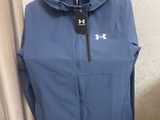 Vestă UnderArmour albastra mărimea M foto 2